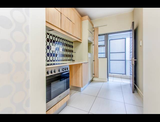 1 BEDROOM SECTIONAL TITLE FOR SALE IN RIVONIA